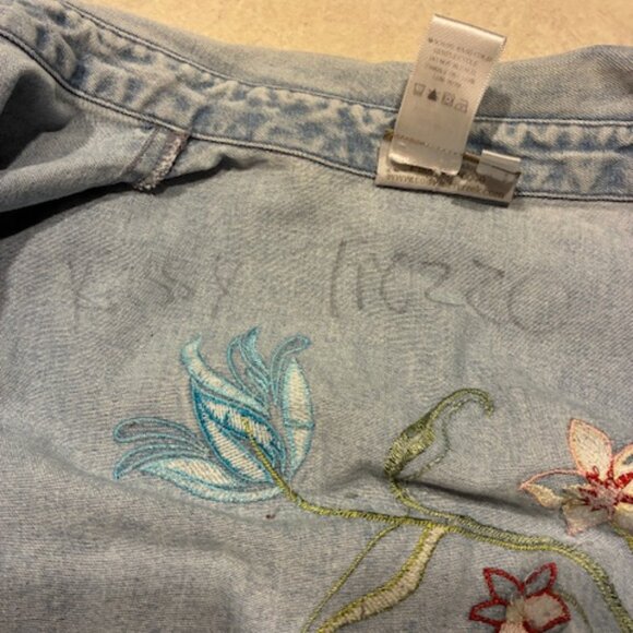Coldwater Creek Lightweight Light Wash Embroidered Denim Shirt Jacket Size L - Picture 11 of 12